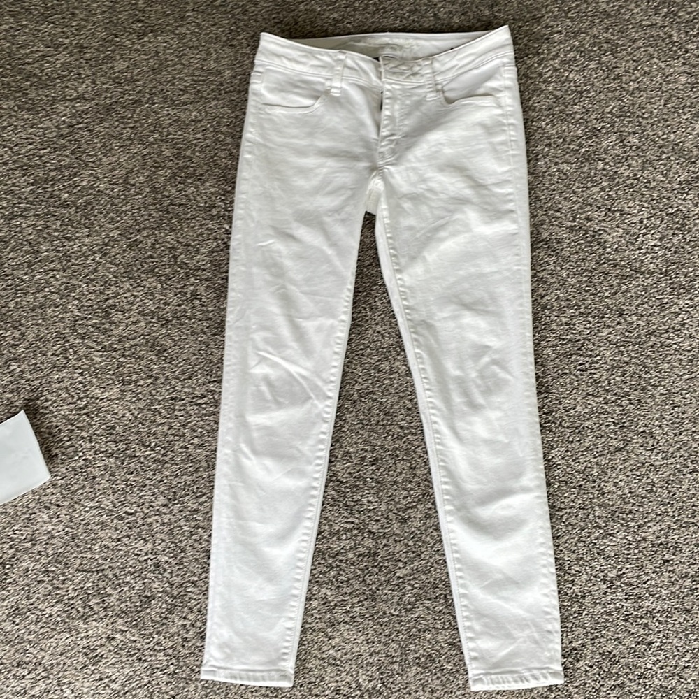 AEO denim X white jegging super stretch. Size 4.